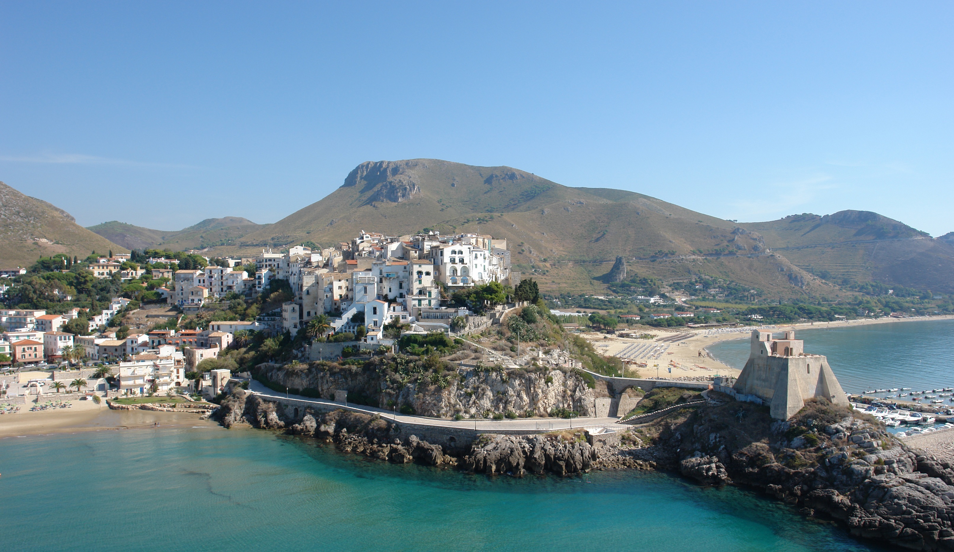 4° giorno >: Santa Messa a Latina / Sperlonga