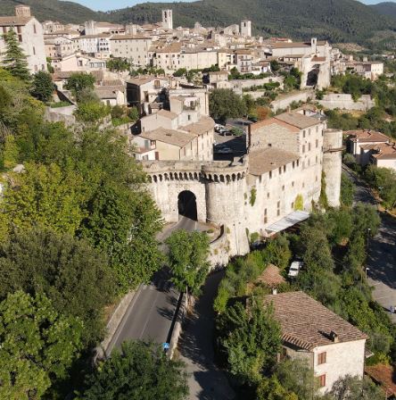 1° giorno > 30 Dicembre 2026: Milano / Narni/ Ferentino